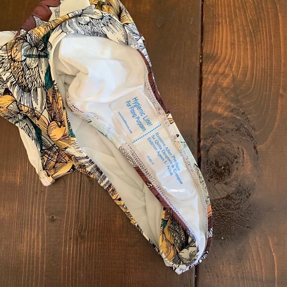 NWT Ris-K Sol One-Piece Bungalow Swimwear Color Lotus Size M Style #R1101 - Picture 10 of 10